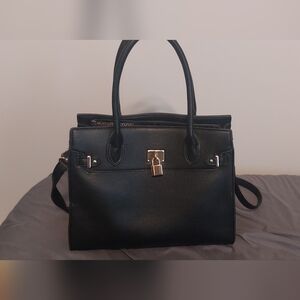 Jessie and James Conceal Carry Purse